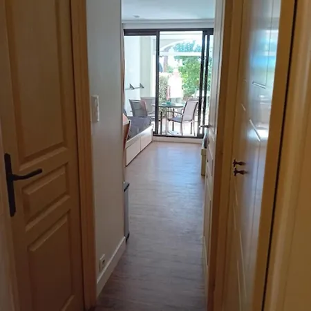 26m With Garden Terrace With Pool Grimaud